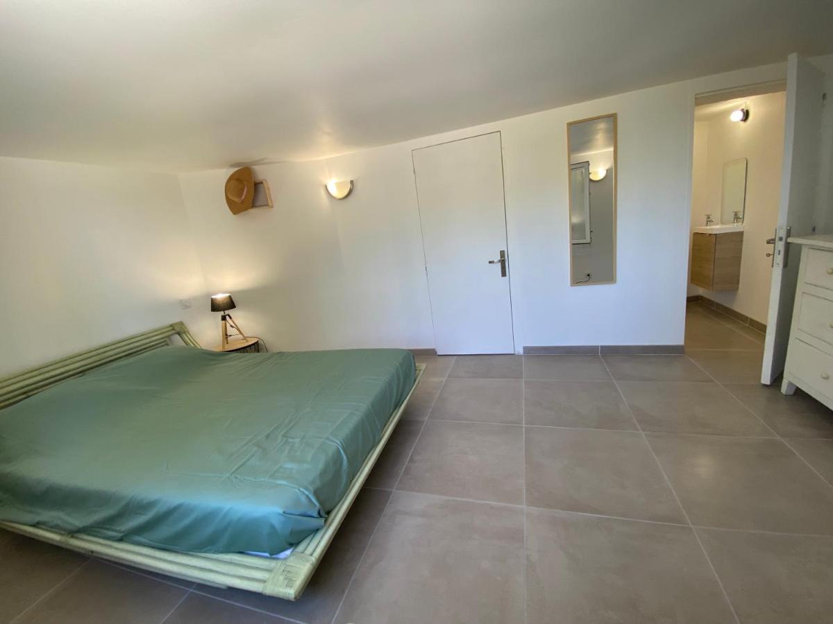 Ferienwohnung T3 Les Pieds Dans L'Eau Istres Exterior foto